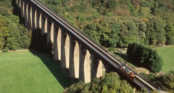 Pontcysyllte渡槽和運河1.jpg